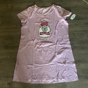 Women’s nightgown size XL